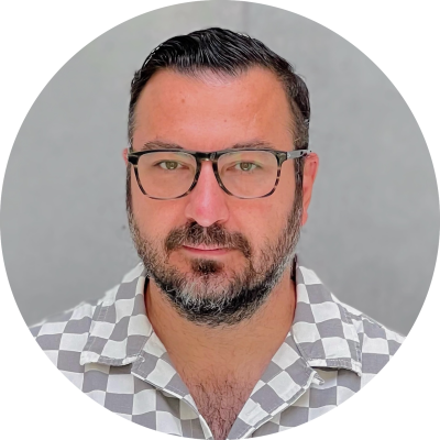 Efe Kutuk/Think Like Design